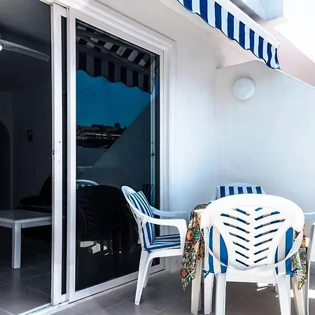 In Costa Adeje/las America * Costa Adeje