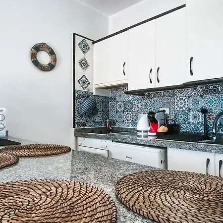 In Costa Adeje/las America *