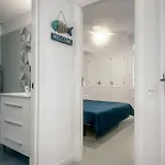 In Costa Adeje/las America * أذيخي