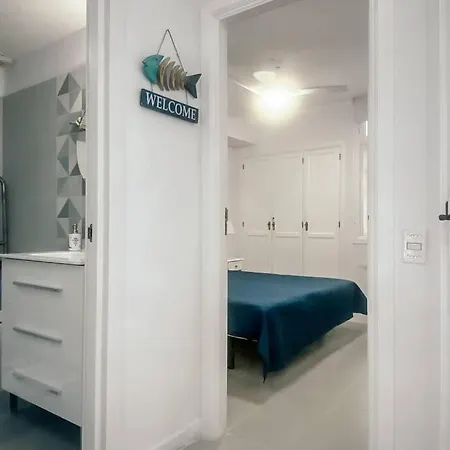 In Costa Adeje/las America * Costa Adeje (Tenerife)